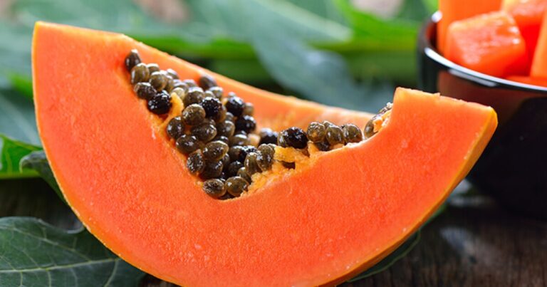 Nutritional and health benefits of papaya